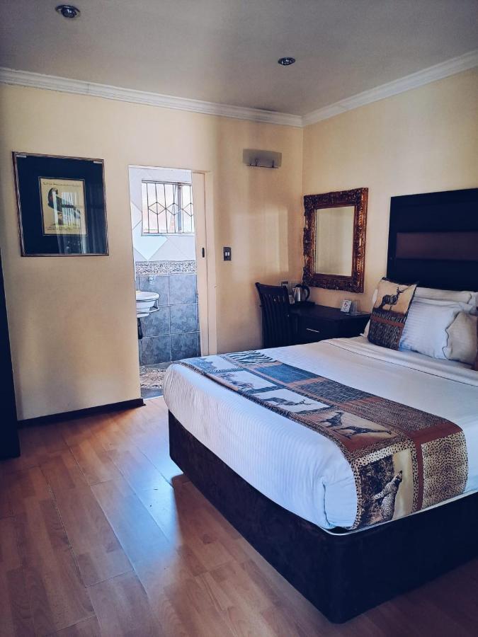 Ecotel Premier Lodge & Conference Centre Benoni Buitenkant foto