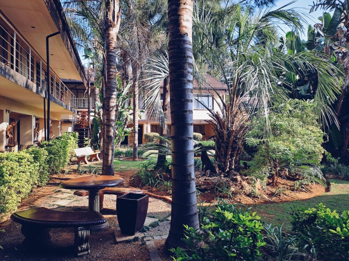 Ecotel Premier Lodge & Conference Centre Benoni Buitenkant foto