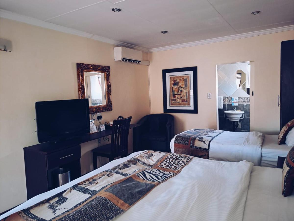 Ecotel Premier Lodge & Conference Centre Benoni Buitenkant foto