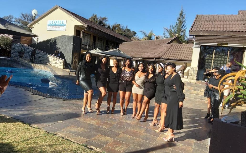 Ecotel Premier Lodge & Conference Centre Benoni Buitenkant foto