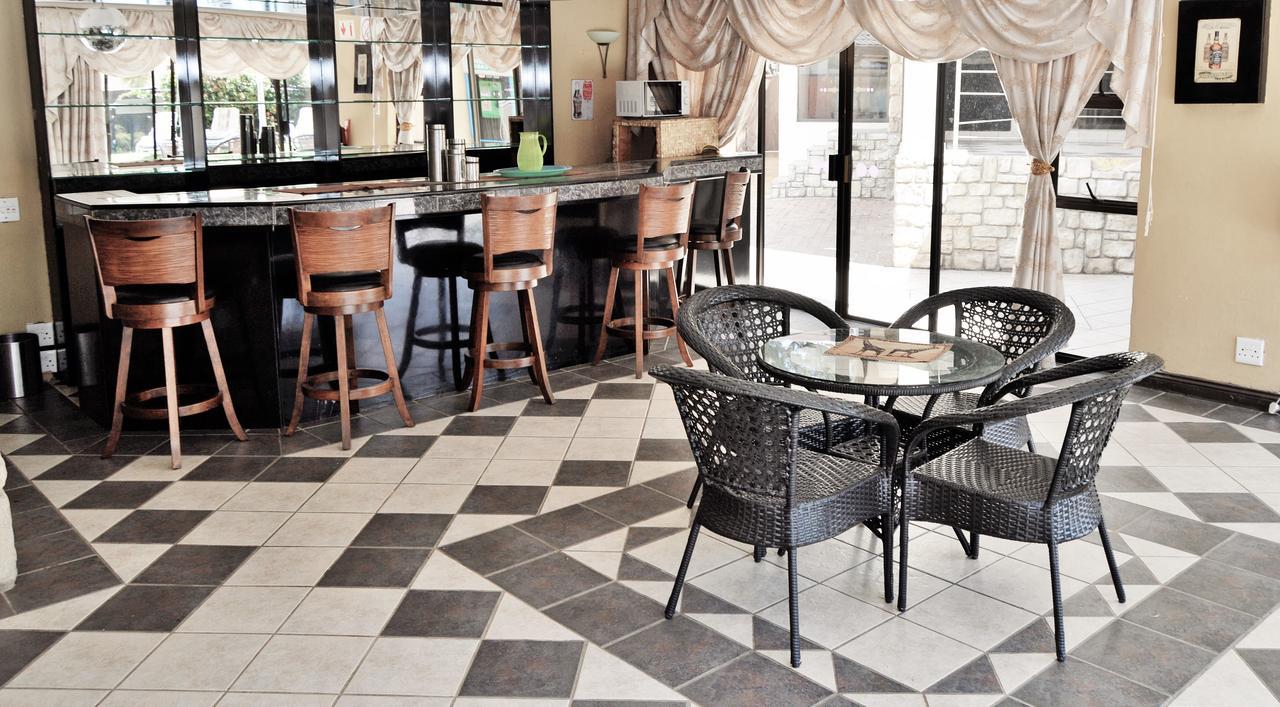 Ecotel Premier Lodge & Conference Centre Benoni Buitenkant foto